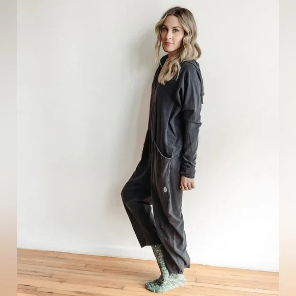 Free People Hot Shot Long Sleeve Onesie L - Picture 9 of 9